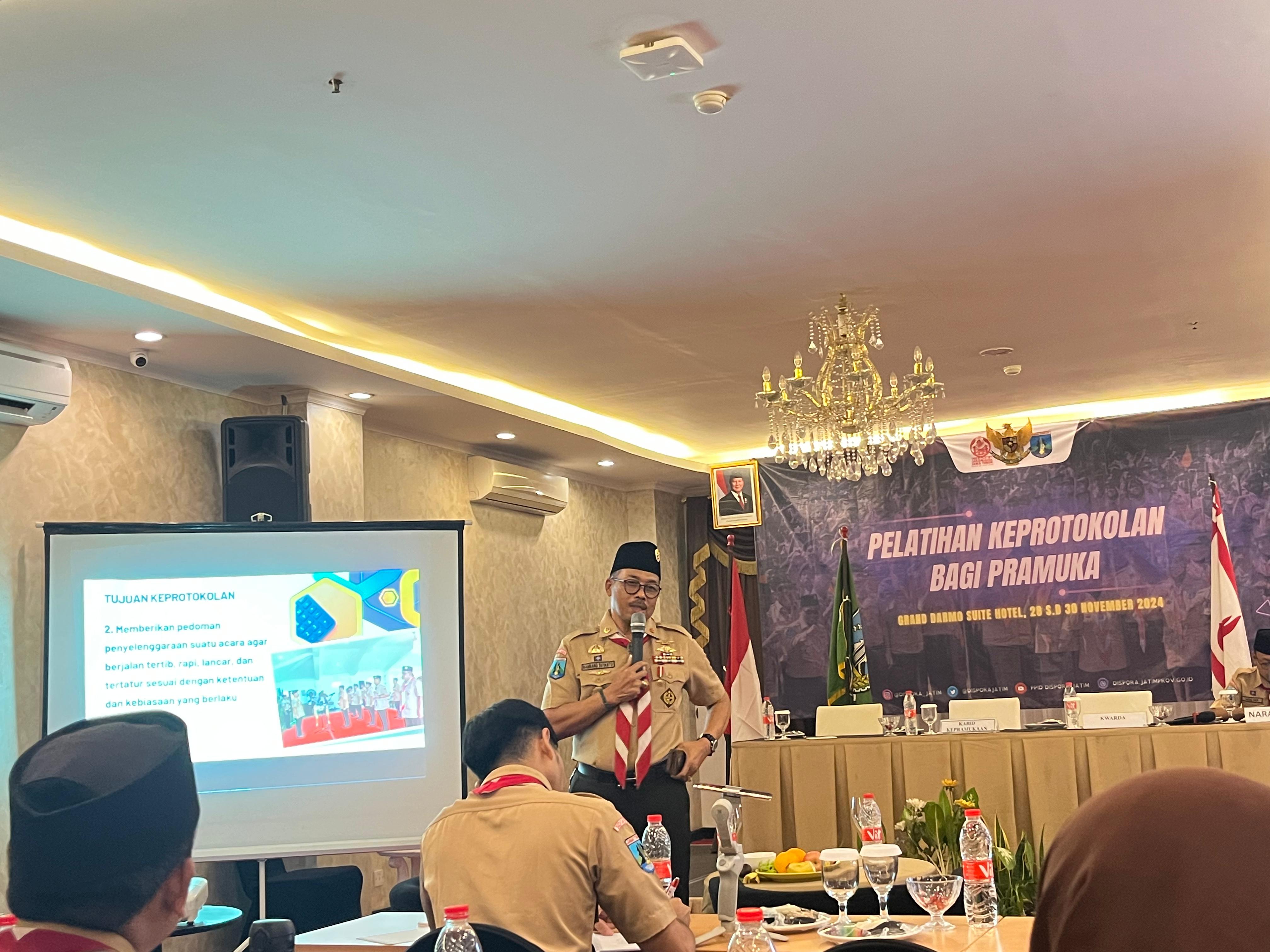 Pelatihan Keprotokolan Bagi Pramuka Se-Jawa Timur : Pramuka Profesional dan Berkualitas
